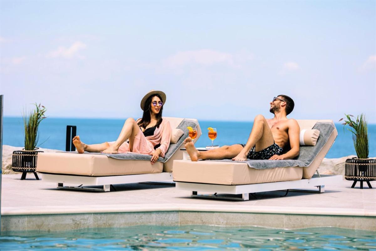 Akrotiri Olympus Luxury Suites - Adults Only Litochoro Eksteriør billede