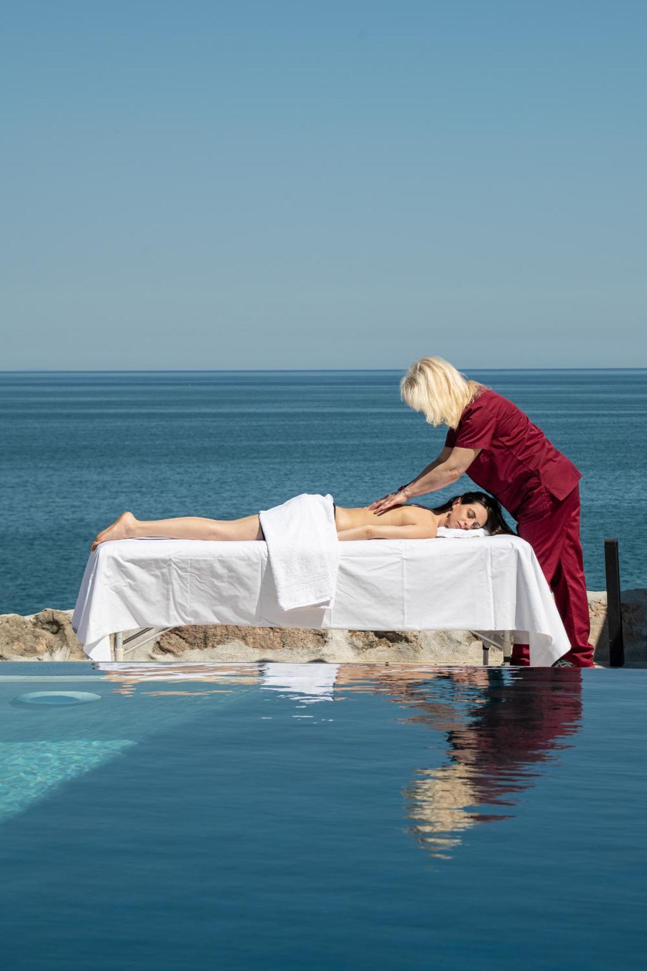 Akrotiri Olympus Luxury Suites - Adults Only Litochoro Eksteriør billede